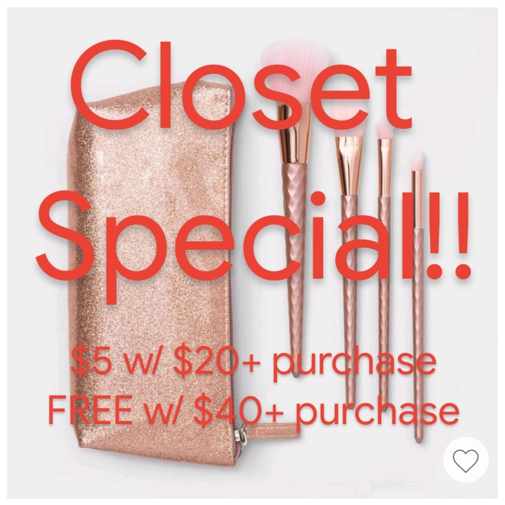 5 Piece Rose Gold Brush And Bag Set NWT